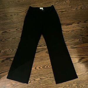 Wilfred business pants with straight leg cut at the bottom